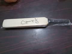 shahid Afridi signature bat