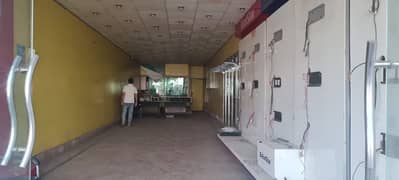 Shop for rent with basement. . Rent 150000