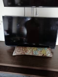 toshiba 43 inch ultra HD smart TV