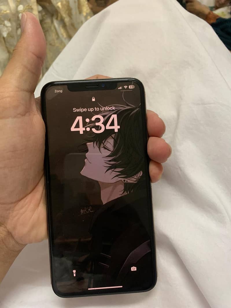 IPHONE XS max pta approved with box 4