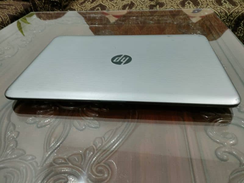 Laptop HP G6 Core i5, 8 GB ram, 256gb SSD  15.6" HD OLED  screen 8