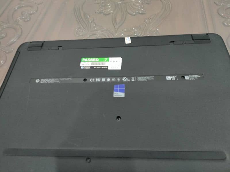 Laptop HP G6 Core i5, 8 GB ram, 256gb SSD  15.6" HD OLED  screen 9