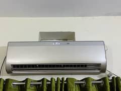 Gree inverter 1.5 used 10/9 condition