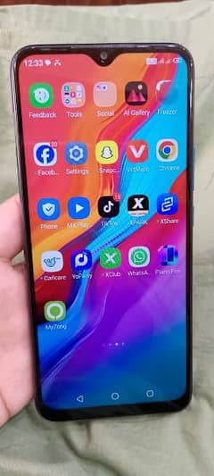 Infinix Hot 9 play | 4-64 | 10/10 condition | Full box and charger