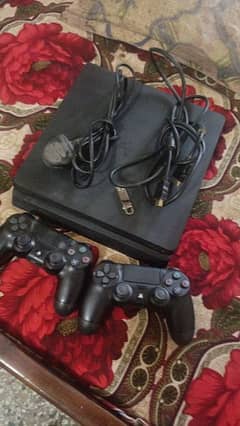 ps4 slim 500gb with box and sealed