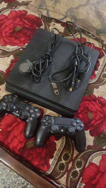 ps4 slim 500gb with box and sealed 0