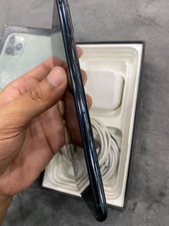 iPhone 11pro max non pta water pack health 76%