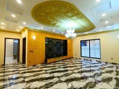 In Marghzar Officers Colony House For sale Sized 1 Kanal
