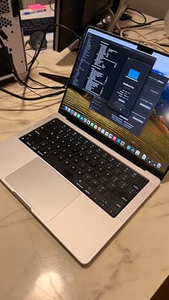 Macbook pro M1pro 14 inch