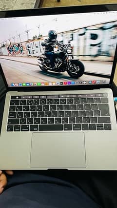 macbook pro 13 inch 2017 model
