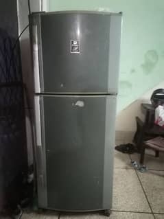 dawlance fridge 7 years used