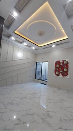 Allama iqbal town 10 Marla double story house for rent