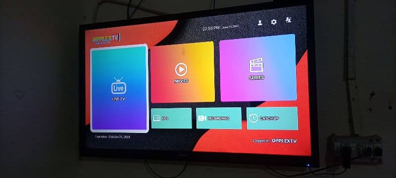 Haier 48" led 4k uhd  scratch less condition. whtsap +92 321- 520-5008 2