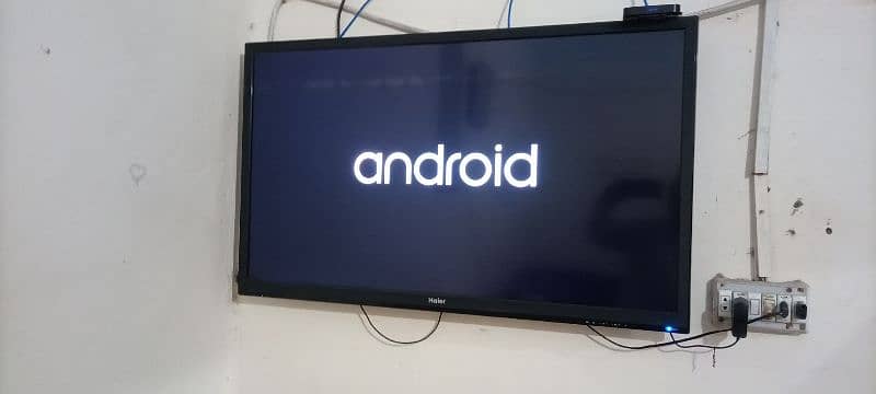 Haier 48" led 4k uhd  scratch less condition. whtsap +92 321- 520-5008 4