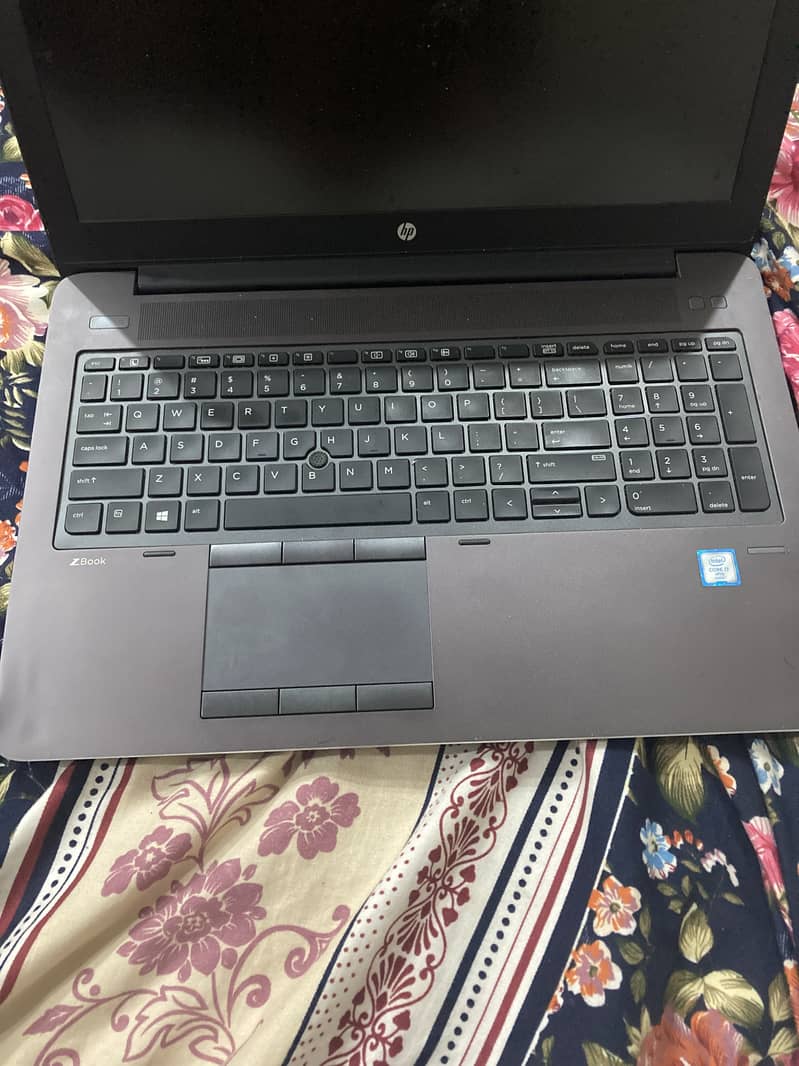 Hp zbook15 g3 workstation 0