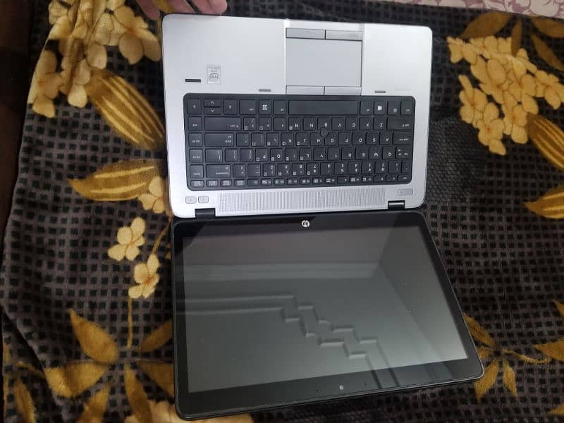 HP elite book 840 i7 Touch 0