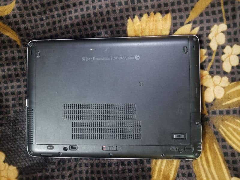 HP elite book 840 i7 Touch 2