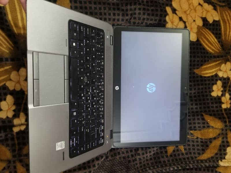 HP elite book 840 i7 Touch 7