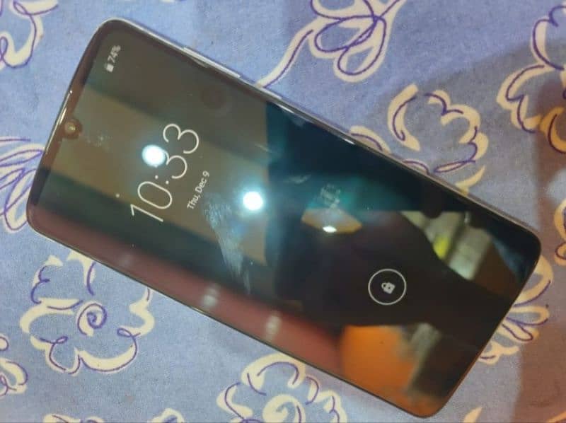 Motorola z4 4 gb 128 gb pta proved available in good condition 4