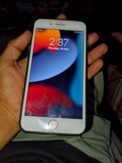 7plus PTA approved (jv) 32gb golden color with box fresh condition