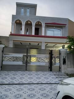15 marla house for sale in paragon city lahore