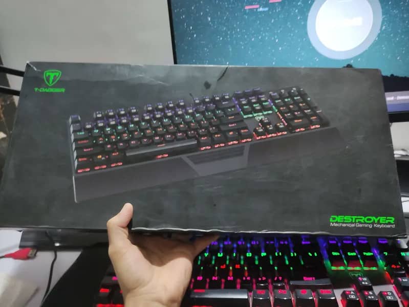 Mechanical Keyboard Gaming T-Dagger Destroyer 4