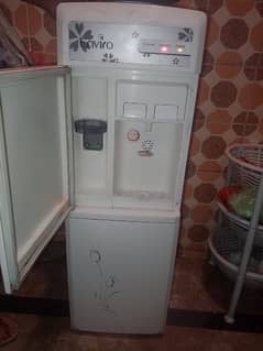 water dispenser good condition sale bhttt munasib price per dstyab h
