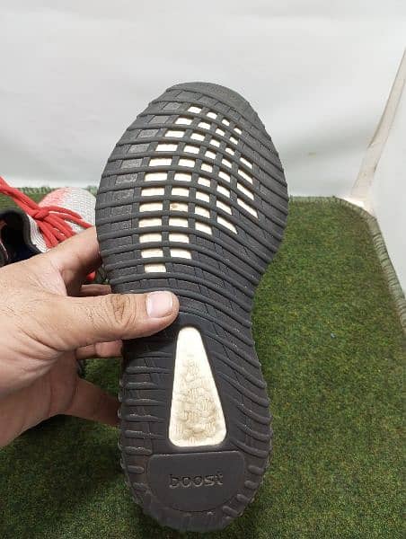 Adidas Yeezy boots original shoes size UK 5 number euro 38 4