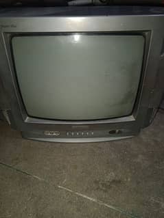 Noble TV condition 10/10 hy boht kam used ho v  hy