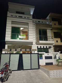 25*40 (4.4 Marla) Luxury House for sale in G13 prime location of G13 isb