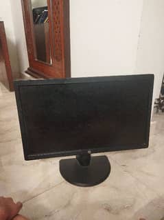 HP z23i 20 inch monitor