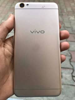 vivo y67 6.128 good condition pta approved urgent sale only call