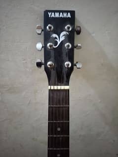 Yamaha Guiter f360 made in Indonesia