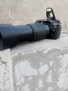Nikon d7100 All ok camera with 70/300 lense photo plus video autofocus
