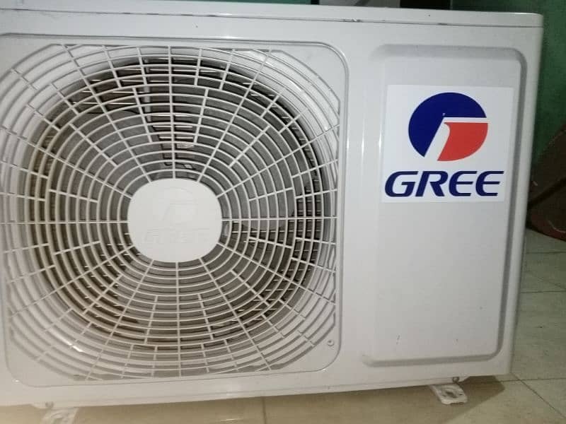 Gree 1 Ton Split Air Conditioner 10/10 condition 4