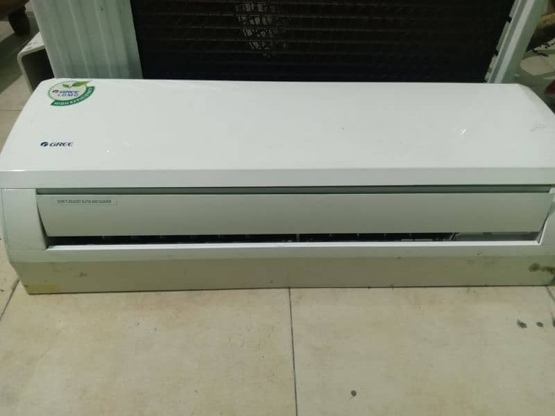 Gree 1 Ton Split Air Conditioner 10/10 condition 14