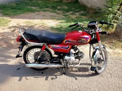 Red United 70 CC 2021 model MotorBike 9.5/10 Condition For Urgent Sale
