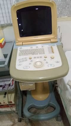 Ultrasound Machine Toshiba. Famio-5