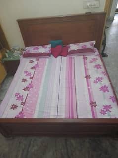 Double Bed Set with 2 Draws
