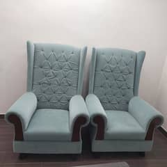 2 sofa chairs newly pochies