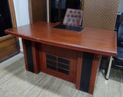 5ft*2.75ft executive table 3 drawers + revolving office chair