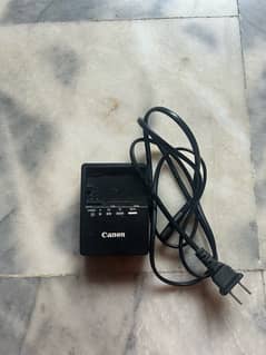 Camera battery charger canon