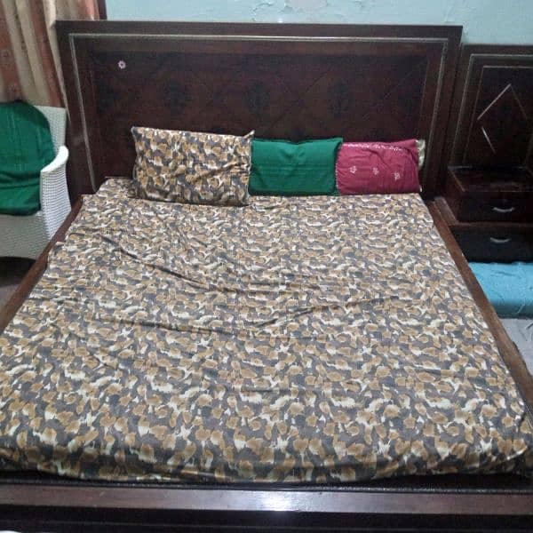 furniture for sell (1x bed with dressing table + 3door almari 1