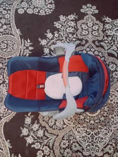 Baby car seat / Carry cot