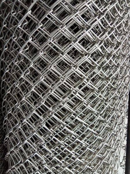 chain link fence razor wire barbed wire security mesh jali pipe 15