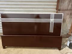 simple and decent king size double bed 03120791309