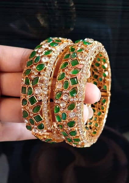 hamare Yaha artificial jewelry monaseb rate pe available hai 6