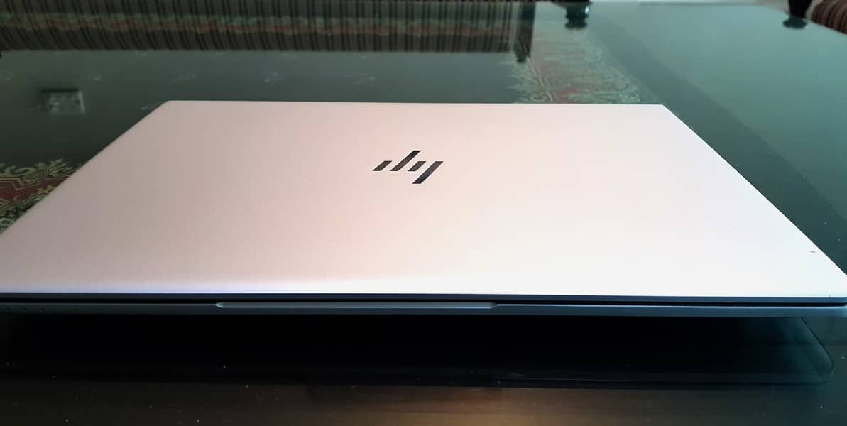 HP EliteBook 840 G6 - Core i5 8365U / 1.6 GHz, 8th Gen. no Scratches 10