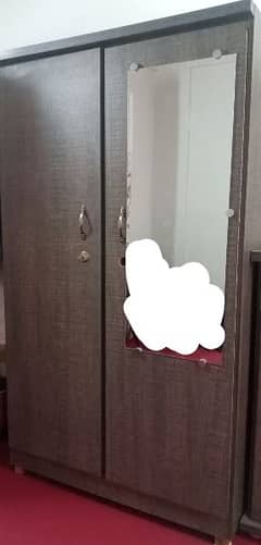 wardrobes and divider in best condition