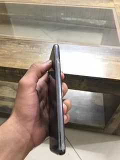samsung A32 condition 10/10 with original box charger